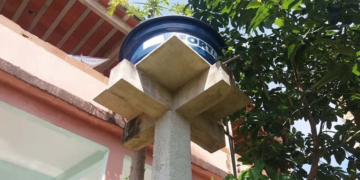 Metal Only 4 ft Garden Water Tower Small